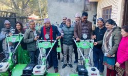 किसानलाई मिनिटिलर र कर्नसेलर वितरण