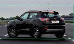 महिन्द्रा एक्सयुभी ४०० इभि सार्वजनिक