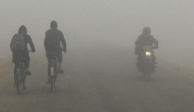 शीतलहरले पश्चिम तराईको जनजीवन कष्टकर बन्दै