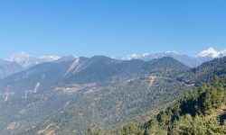 हेलम्बुबाट देखिएको हिमशृङ्खला !