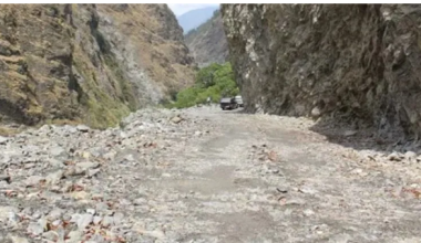 मैलुङ्–स्याफ्रुबेंसी खण्डको अन्तर्राष्ट्रिय राजमार्ग अलपत्र