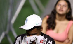 पेलेको अन्तिम यात्रा : आँखाभरी आँसु लिएर आफ्ना ‘भगवान’लाई श्रद्धाञ्जली अर्पण