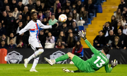 बार्सिलोना अन्तिम १६ मा प्रवेश