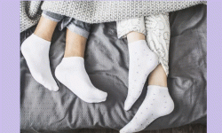 राति मोजा लगाएर सुत्नुहुन्छ ?, यस्ताे छ बेफाइदा