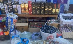 नक्कली मदिरा बनाएर बिक्री वितरण गर्ने तीन जना पक्राउ