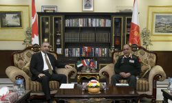 प्रधानसेनापतिसँग राजदूतको भेट