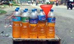 सुदूरपश्चिममा बोतल र जर्किनमा पेट्रोलियम बिक्रीमा रोक