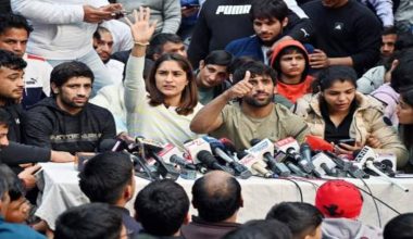 खेलकुद मन्त्री अनुराग ठाकुरसँग आन्दोलनरत कुस्ती खेलाडीको बैठक निष्कर्षविहीन, आज फेरि वार्ता हुने