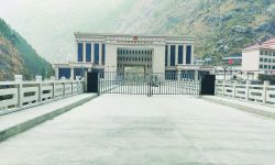 रसुवागढी नाकाबाट भित्रिए  ३ सयभन्दा बढी चिनियाँ सवारी