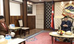 सुदूरपश्चिमका मुख्यमन्त्रीले भेटे प्रधानमन्त्री