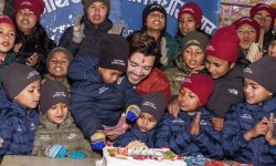 गायक आशिष सचिनले अनाथ बालबालिकासँग जन्मदिन मनाए