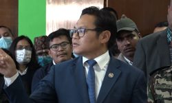 ‘जहाज समयमा उडाउनुहोस्, नेपाली समयको बदनाम नगर्नुहोस्’ (भिडियो)