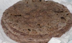 महोत्सवको आकर्षण मकै र कोदोको रोटी