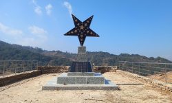 निर्माणाधीन शहीद स्तम्भ