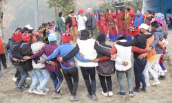 मेन्दोमाया नाच !