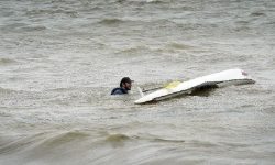 आँधीका कारण न्युजिल्यान्डमा विद्युत् : उडान र यातायात सेवा अवरूद्ध