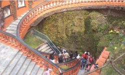 पर्यटकको रोजाइमा गुप्तेश्वर गुफा