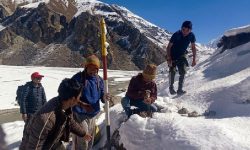 पाथीभरा क्षेत्रमा हिउँ पर्न नसक्दा पर्यटन व्यवसायी चिन्तित