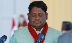 राजनीतिभन्दा माथि उठेर खानेपानी सेवा प्रवाह गर्नुपर्छ : मन्त्री खान