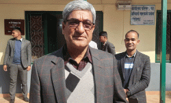 महिनौँ संसद् अवरुद्धले व्यवस्थाप्रति वितृष्णा पैदा हुन्छ : लेखक