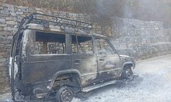 गुडिरहेको सुमोमा आगो लागेपछि…