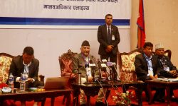 ‘बन्दुकमा खिया लागेको छैन भन्दै धम्क्याइरहेका छन्’