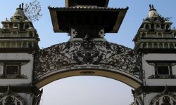 वीरगञ्ज म्याद गुज्रिएका सामान बेच्ने दुई उद्योग सिल