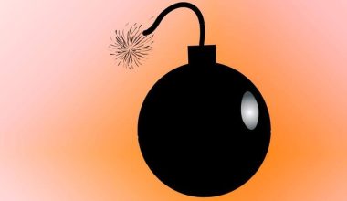 एकै स्थानमा भेटियो नौवटा बेवारिसे बम