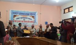 धवल पुरस्कारबाट साहित्यकार पन्थी र गैरे पुरस्कार