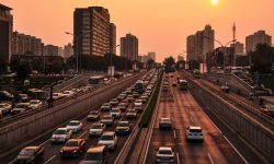 पेट्रोल र डिजेलका गाडी कुन देशमा कहिले सम्म गुड्छ ?