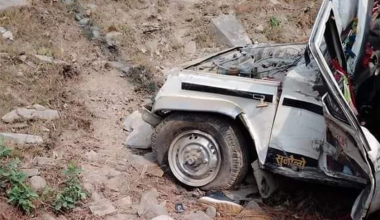 अपडेट : प्रधानमन्त्रीको निर्देशनपछि दुर्घटनाका घाइतेको हेलिकोप्टरबाट उद्वार