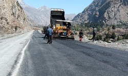 बेनी–जोमसोम– कोरोला सडक खण्ड : कालोपत्र जारी