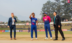 यूएईले नेपालविरुद्ध टस जितेर ब्याटिङ गर्दै