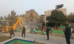 ४ बिघाको माइराम पोखरी एक भाग पनि बाँकि छैन