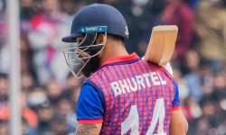 यूएईविरुद्ध कुशल भुर्तेलकाे अर्धशतक प्रहार