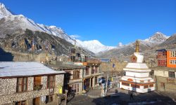 हिमपातपछि खुलेको मनाङ !