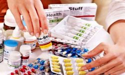 भक्तपुर अस्पतालका फार्मेसीमा औषधिको मूल्यभन्दा बढी असुली