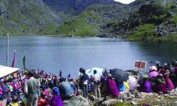 रसुवाको हिमाली भेगमा आन्तरिक पर्यटक बढ्दो