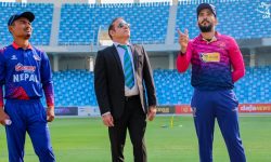 युएईसँग टस जितेर फिल्डिङ रोजेको नेपालले लियो पहिलो ओभरमै विकेट