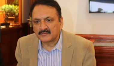 खस्किएको अर्थतन्त्रलाई लयमा ल्याउने प्रयत्नमा अर्थमन्त्री