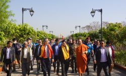 उपप्रधानमन्त्री श्रेष्ठले गरे बुद्ध जन्मस्थलको भ्रमण