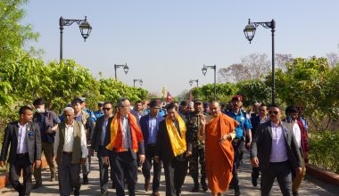 उपप्रधानमन्त्री श्रेष्ठले गरे बुद्ध जन्मस्थलको भ्रमण