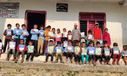 दार्चुलामा विद्यार्थीलाई भर्नासँगै पाठ्यपुस्तक