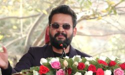 छात्रवृत्ति उपलब्ध गराउनुस् : मेयर साह