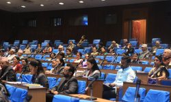 रोकिएका सडक निर्माण अघि बढाउन माग