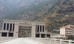 रसुवा नाकाबाट २६ चिनियाँ पर्यटक नेपाल भित्रिए