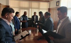 चार लघुबीमाका अध्यक्षले गरे शपथग्रहण