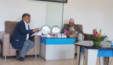 निर्माण व्यवसायीहरूको भुक्तानी रोकिँदा धेरै क्षेत्रमा नकारात्मक असर : गभर्नर अधिकारी