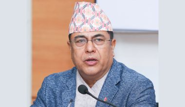 बैंकिङ क्षेत्रको जागिर चुनौतीपूर्ण : पूर्वगभर्नर नेपाल