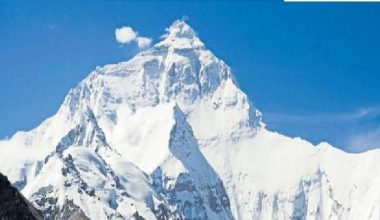 सगरमाथाको ७०औं वर्षगाँठ मनाइँदै